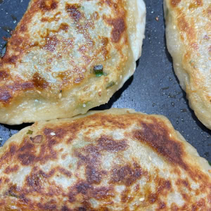 Chinese Egg & Chive Pockets