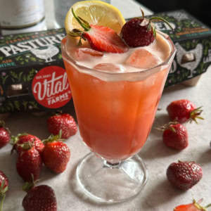 Strawberry Pimm’s Fizz