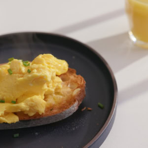 6 Ways To Enjoy Scrambled Eggs